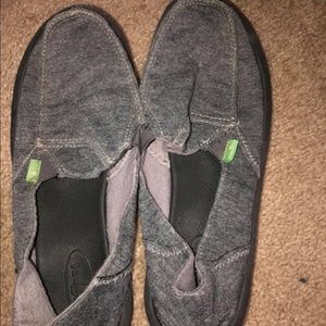 Sanuk slippers